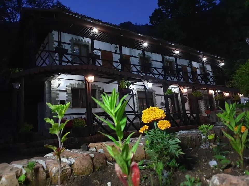 فندق King Park Resort